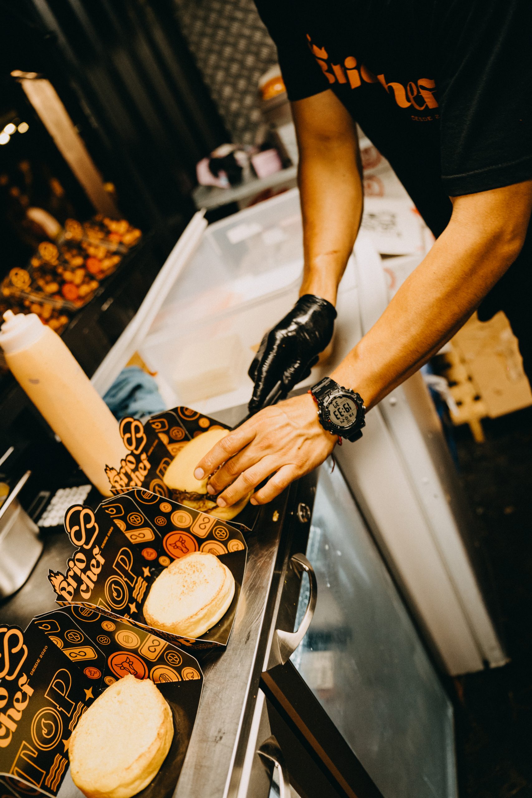 Services DSC04015 Scaled