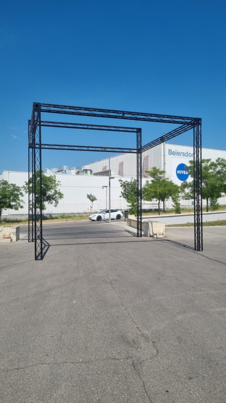 73d62354-f53e-4e1d-bcae-214928a63960